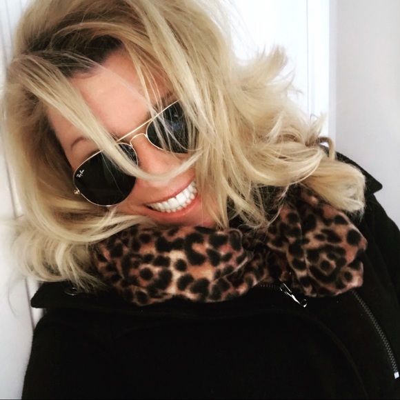 Meet your Posher, Lisa - Picture 10 of 17